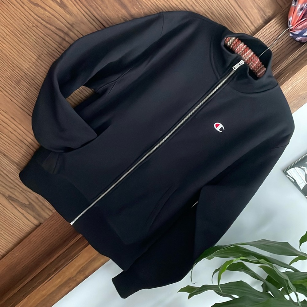 Champions sweatshirt